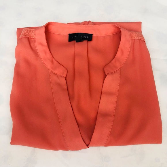 The Limited Orange Sleeveless Popover Top - Picture 14 of 16